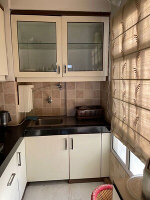 Kitchen in 2 BHK Apartment at DLF Regency Park I, Dlf Phase iv – for Rent