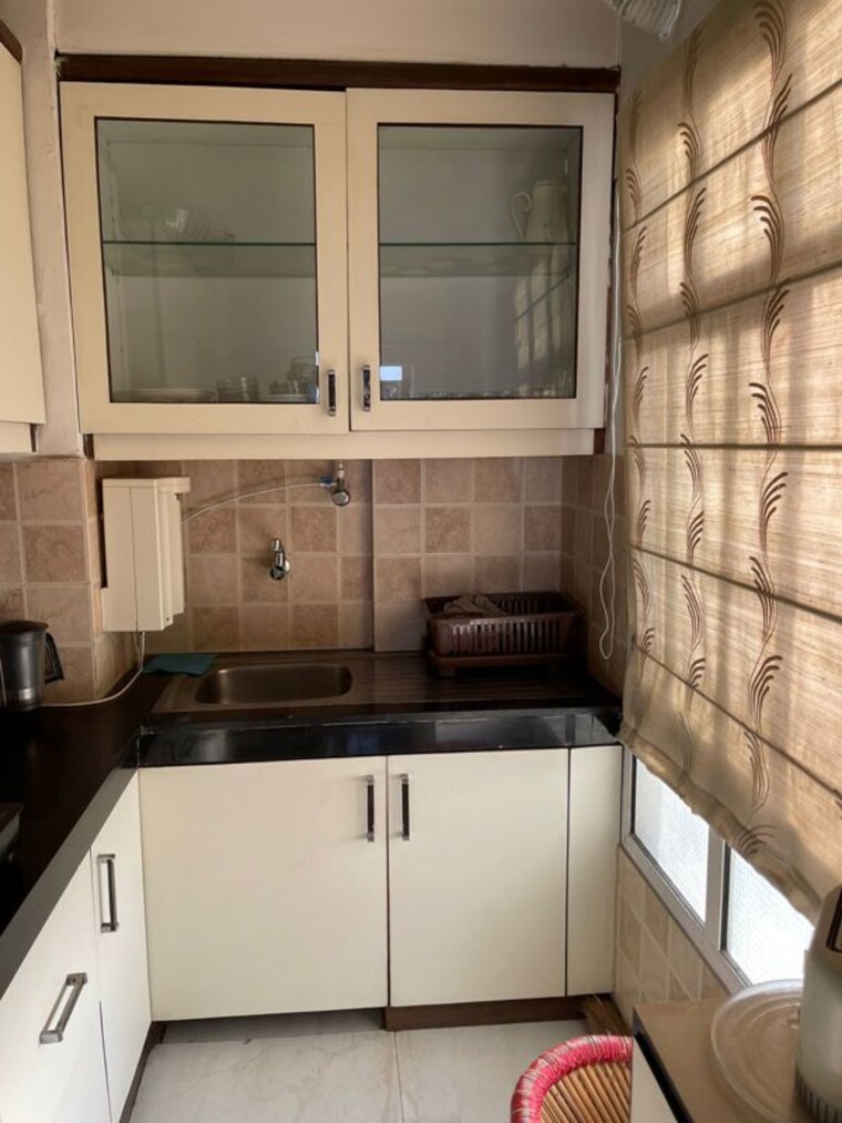 Kitchen, dlf-regency-park-i 2 Bedroom 1200 Sq.Ft. Apartment In Dlf Phase iv Gurgaon 10600911