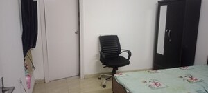 Team Area in 3 BHK Apartment at Gaur City 2 - 14th Avenue, Sector 16c Greater Noida – for Rent