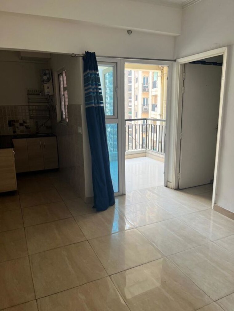 Room, gaur-city-2-14th-avenue 3 Bedroom 1175 Sq.Ft. Apartment In Sector 16c Greater Noida Greater Noida 10596261