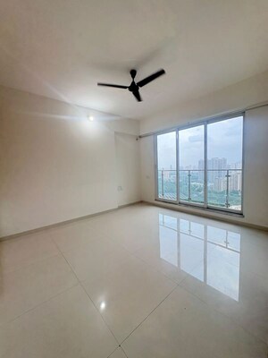 Room in 3.5 BHK Apartment at Lodha High End, Kapur Bawdi – for Rent
