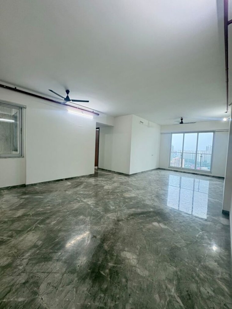 Room, lodha-high-end 3.5 Bedroom 1500 Sq.Ft. Apartment In Kapur Bawdi Thane 10600916