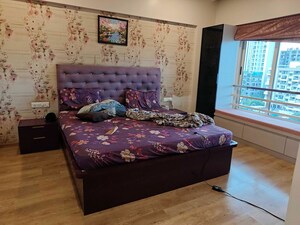 Bedroom in 3.5 BHK Apartment at Konark Vista, Magarpatta City – for Sale