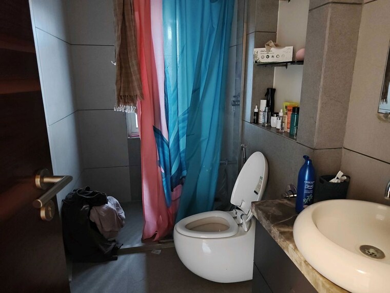 Bathroom, konark-vista 3.5 Bedroom 2750 Sq.Ft. Apartment In Magarpatta City Pune 10600907