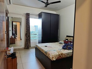 Bedroom in 3.5 BHK Apartment at Konark Vista, Magarpatta City – for Sale