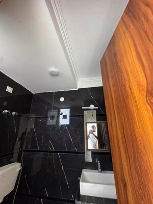 Team Area in 2 BHK Apartment at Chattarpur – for Rent