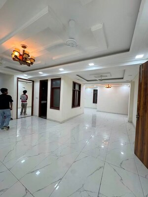2 BHK Apartment For Rent in Chattarpur