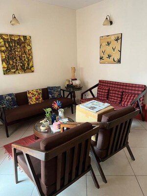 Team Area in 2 BHK Apartment at DLF The Princeton Estate, Dlf Phase V – for Rent