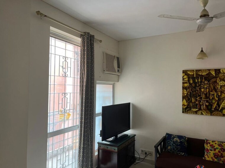 Living Room, dlf-the-princeton-estate 2 Bedroom 1050 Sq.Ft. Apartment In Dlf Phase V Gurgaon 10600935