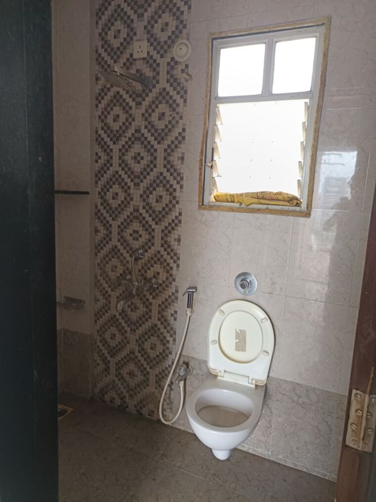 Bathroom, sai-sanskruti-wagholi 2.5 Bedroom 900 Sq.Ft. Apartment In Wagholi Pune 10600932