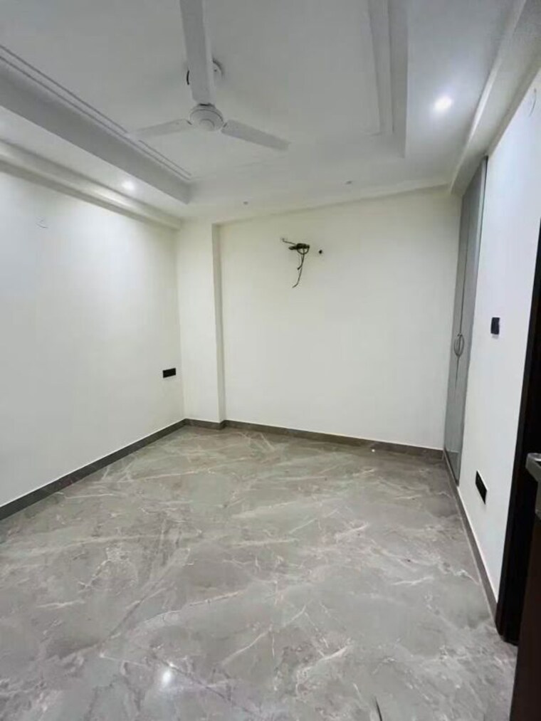 Room, chattarpur 3 Bedroom 1300 Sq.Ft. Apartment In Chattarpur Delhi 10600937