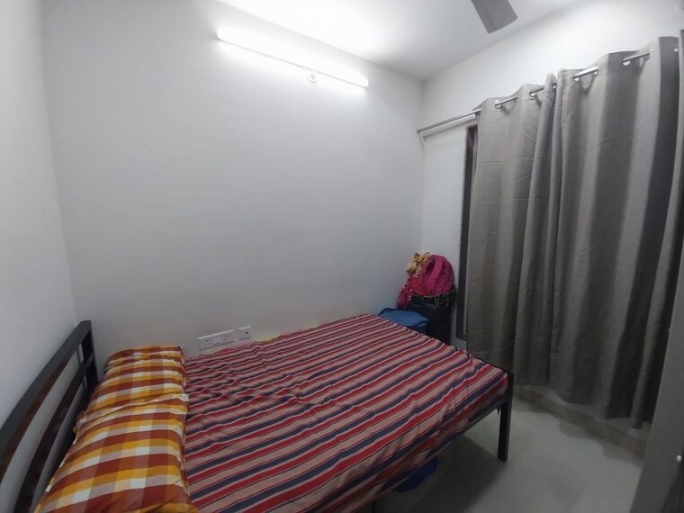 Bedroom, hubtown-harmony 2 Bedroom 425 Sq.Ft. Apartment In Matunga Mumbai 10600936
