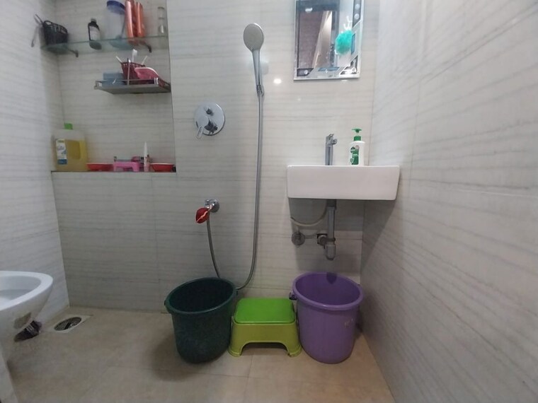Bathroom, hubtown-harmony 2 Bedroom 425 Sq.Ft. Apartment In Matunga Mumbai 10600936