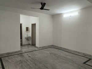 Room in 3 BHK Apartment at Jyoti Banjara, Banjara Hills – for Rent