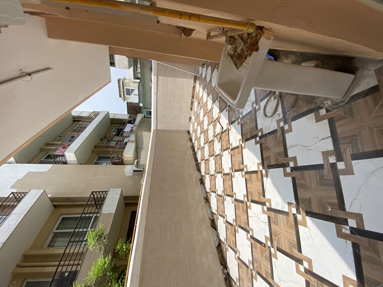 Balcony, bptp-parkland-pride 3 Bedroom 1103 Sq.Ft. Builder Floor In Sector 77 Faridabad 10601049