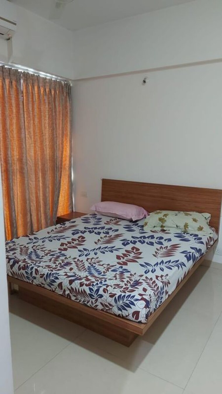 Bedroom, kalpataru-parkcity-sunrise 2 Bedroom 550 Sq.Ft. Apartment In Kolshet Road Thane 10601136
