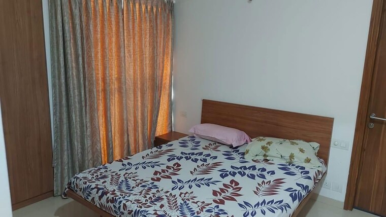 Bedroom, kalpataru-sunrise-grande 2 Bedroom 555 Sq.Ft. Apartment In Kolshet Road Thane 10601138