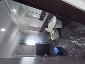 Furnished Amenities in 3.5 BHK Apartment at DB Woods, Goregaon East – for Rent