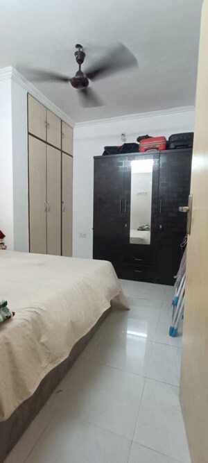 Furnished Amenities in 1 BHK Apartment at Arahant Society, Santacruz East – for Sale
