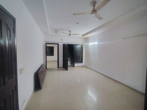 Room in 2 BHK Apartment at Patiala Road – for Rent