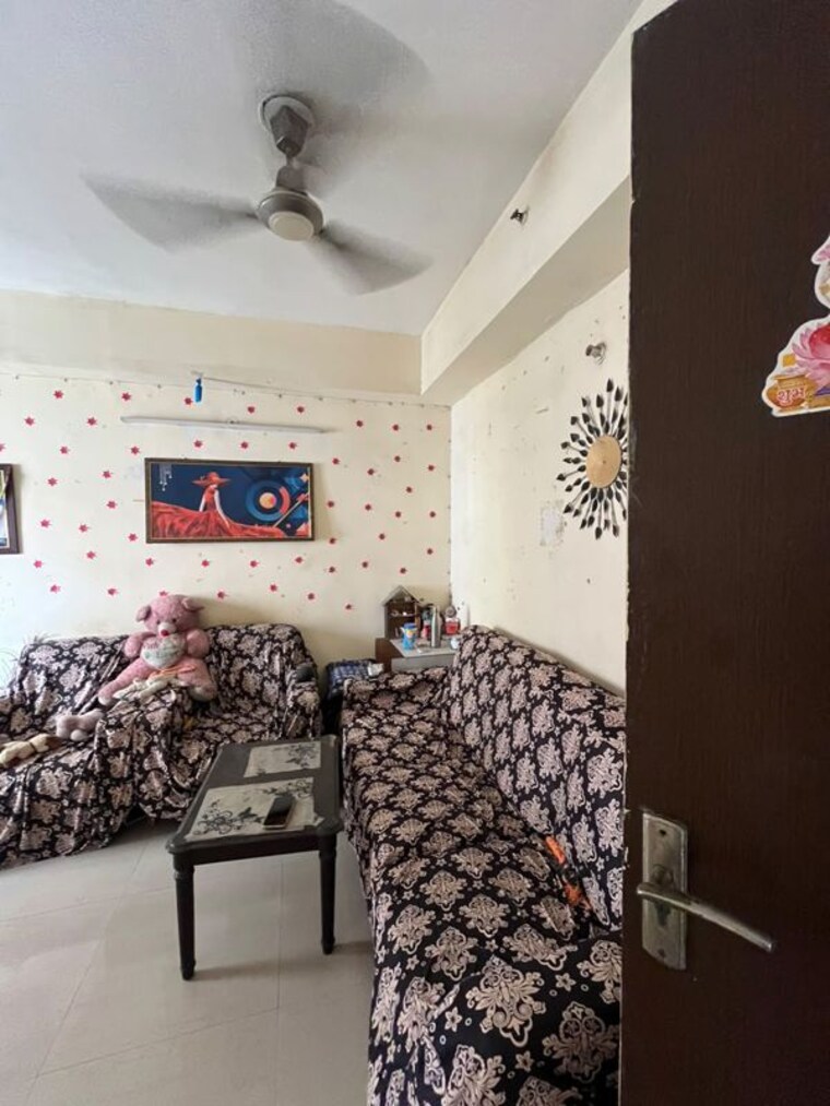 Bedroom, logix-blossom-county 2 Bedroom 1040 Sq.Ft. Apartment In Sector 137 Noida 10601179