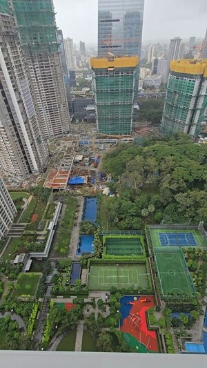 3 BHK Apartment – Exterior View View at Oberoi Realty Esquire, Goregaon East - for Sale