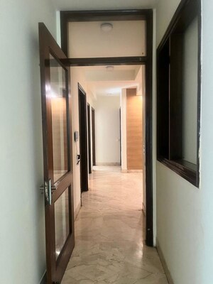 Building Lobby in 3 BHK Builder Floor at Navjeevan Vihar – for Rent