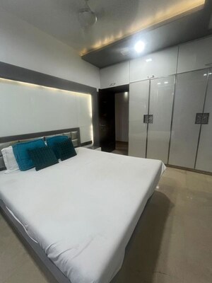 Furnished Amenities in 2.5 BHK Apartment at Oberoi Realty Woods, Goregaon East – for Sale