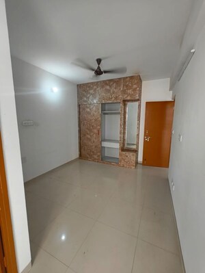 Room in 2 BHK Apartment at Adani Aangan, Sector 89a – for Rent