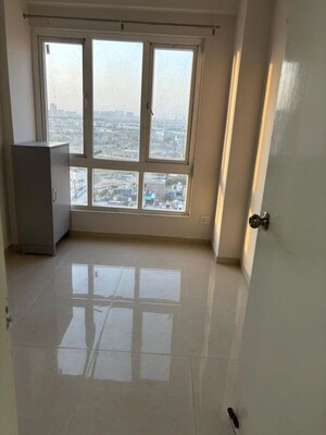 Bathroom in 2.5 BHK Apartment at Signature Global The Millennia, Sector 37d – for Rent