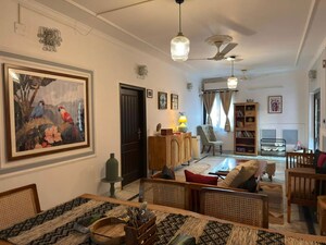 Living Room in 3 BHK Builder Floor at Alaknanda – for Rent