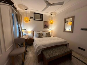 Living Room in 3 BHK Builder Floor at Alaknanda – for Rent