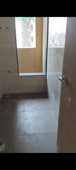 Bathroom in 1 BHK Apartment at Paradigm Zenith Pushpanjali Residency Phase III, Ghodbunder Road – for Sale