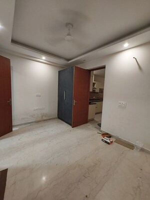 Room in 2 BHK Builder Floor at Kalkaji – for Rent