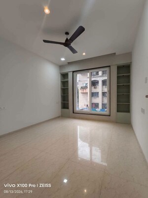 Room in 3 BHK Apartment at Northcape Venicia, Baner – for Rent