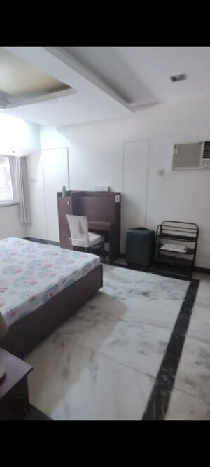Bedroom in 3 BHK Apartment at Legend Hulas Basti, Kandivali West – for Rent