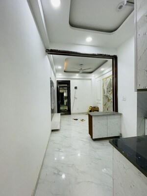 Room in 1 BHK Builder Floor at Sector 73 – for Sale