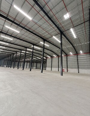  Warehouse For Rent in Uran