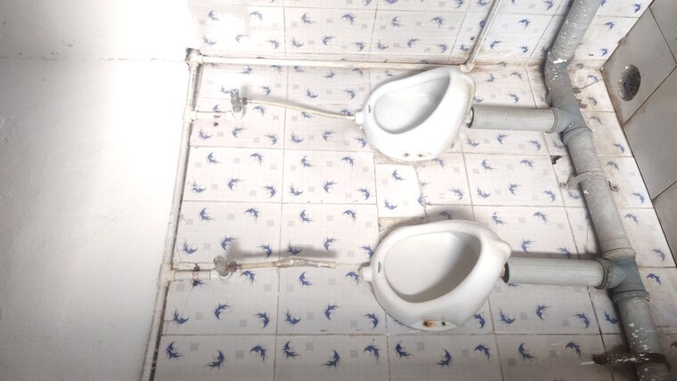 Bathroom, uran Commercial Warehouse 169008 Sq.Ft. In Uran Navi Mumbai 10601242