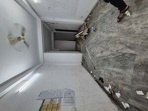 Room in  Office Space at Mayur Vihar – for Rent