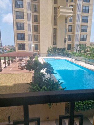 Swimming Pool in 5 BHK Apartment at Mirchandani Triton, Santacruz West – for Sale