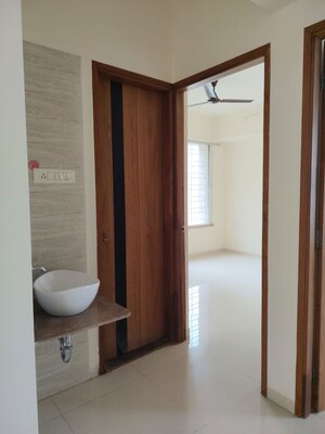Room in 2 BHK Apartment at Nirman Altius, Kharadi – for Rent