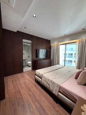 Bedroom in 4 BHK Apartment at Anaya Apartment, Juhu – for Sale