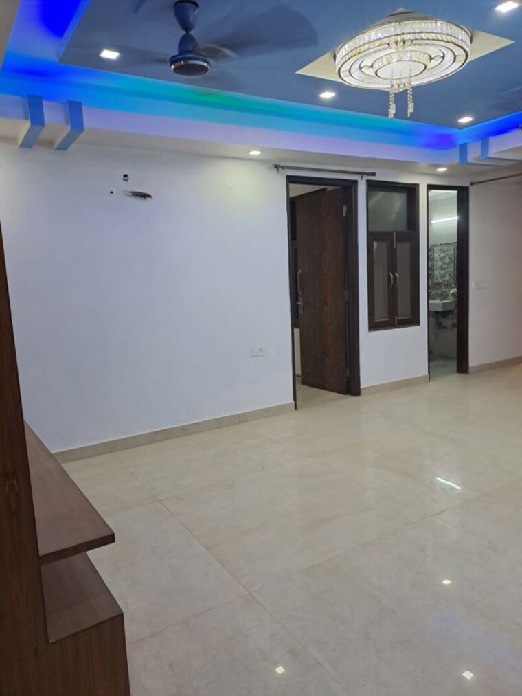 Room, mehrauli 3 Bedroom 1100 Sq.Ft. Builder Floor In Mehrauli Delhi 10601004
