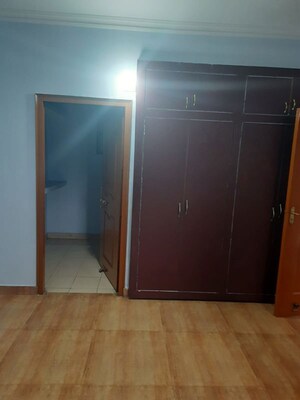 Room in 2 BHK Apartment at Surya Lake View Apartment, Gomti Nagar – for Rent