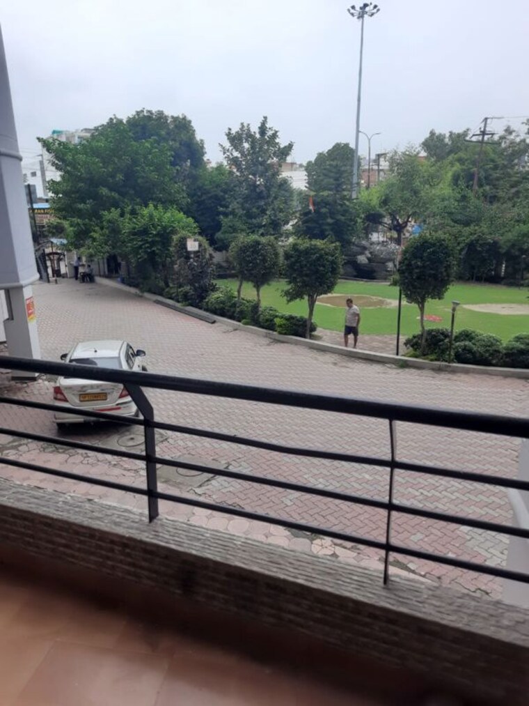 Balcony, surya-lake-view-apartment 2 Bedroom 1200 Sq.Ft. Apartment In Gomti Nagar Lucknow 10601313