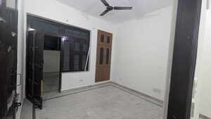 Room in 2 BHK Builder Floor at Sector 23a – for Rent