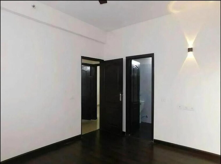 Room, sunworld-vanalika 3 Bedroom 1730 Sq.Ft. Apartment In Sector 107 Noida 10601335