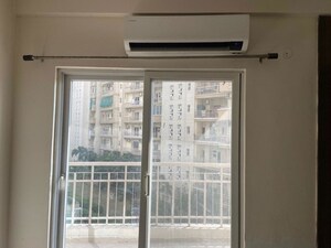 Room in 3 BHK Apartment at Sunworld Vanalika, Sector 107 – for Rent