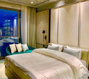 5 BHK Apartment For Rent in Rustomjee Crown, Prabhadevi